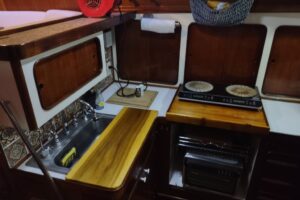 Galley Counters & Storage