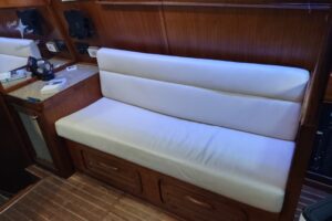 Saloon Seating, starboard side